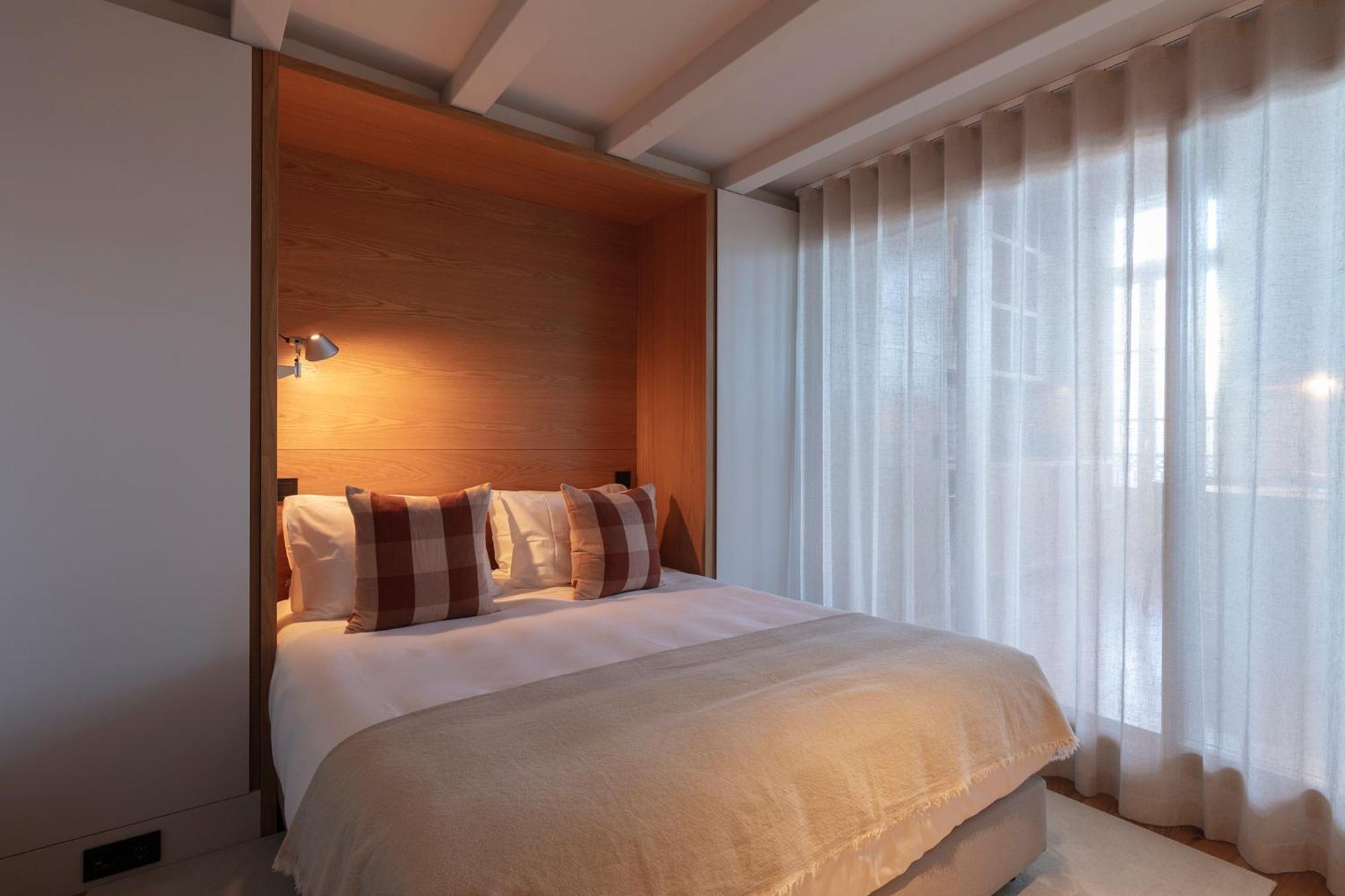 Vandoma Living Suites Porto Room photo